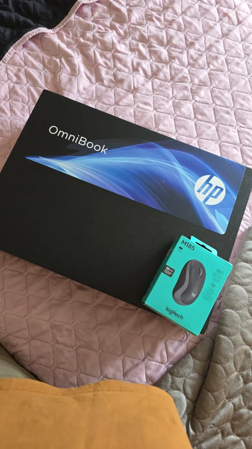HP OmniBook X Flip 16 2in1 Laptop Ryzen AI 5 512GB silber