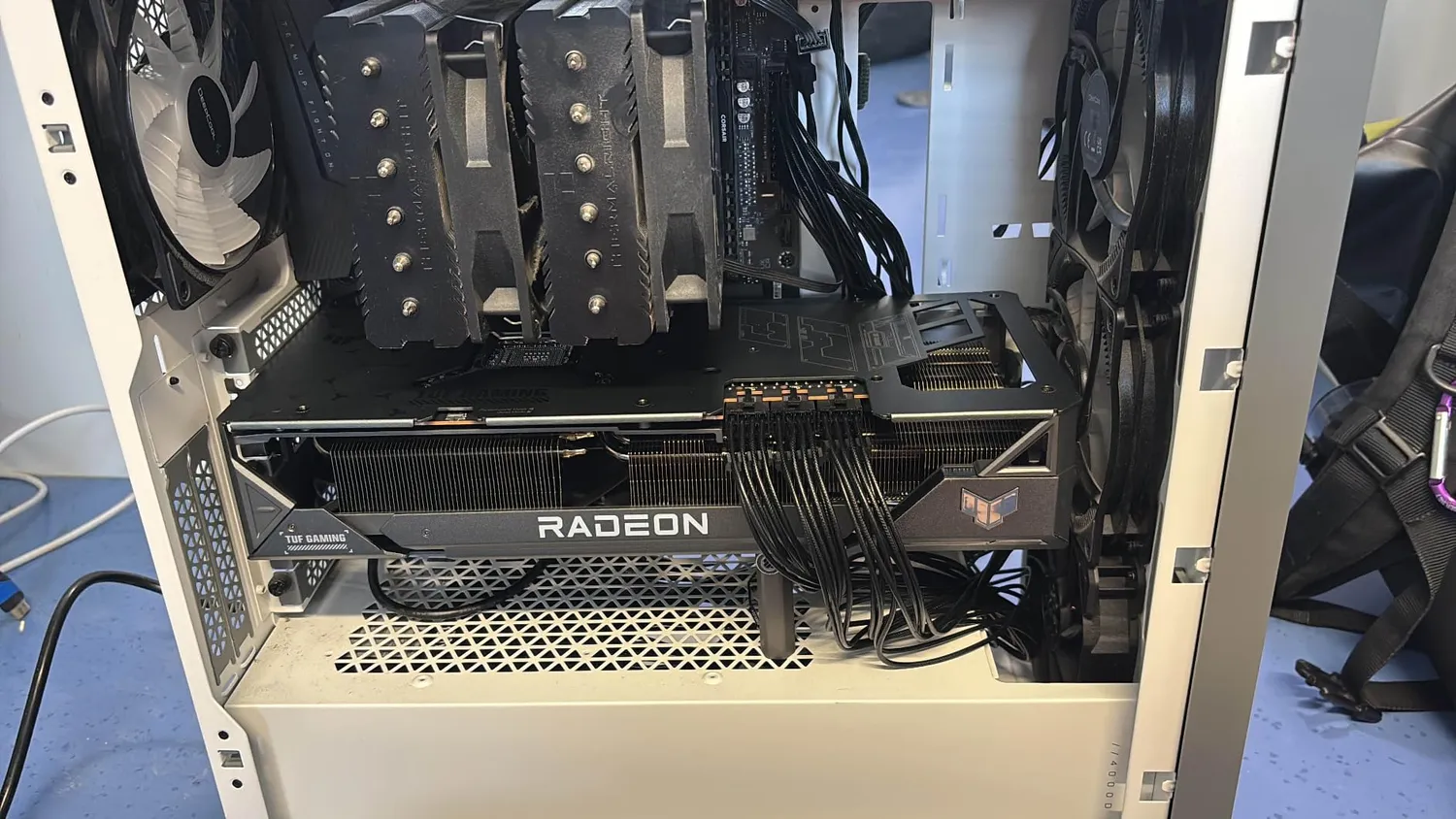 ASUS TUF RX7900XT-O20G Grafikkarte 20GB GDDR6 OC Edition