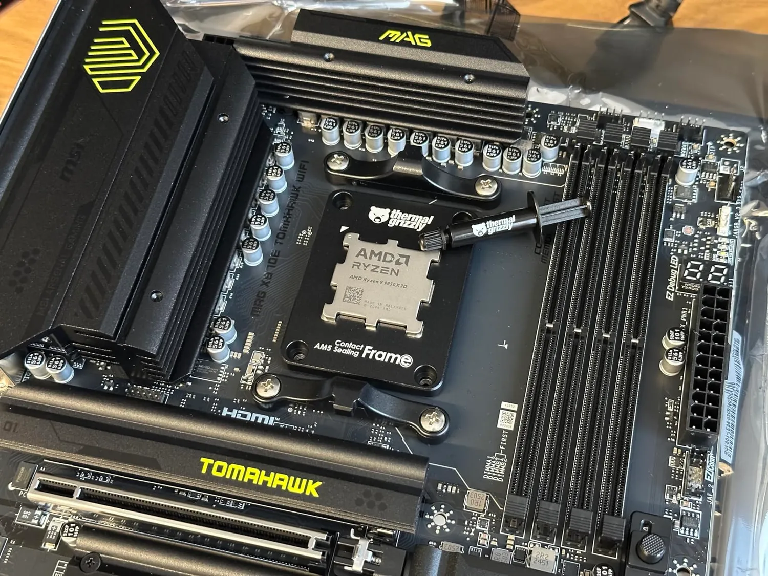 AMD Ryzen 9 9950X3D Prozessor AM5 16-Kerne 3D V-Cache