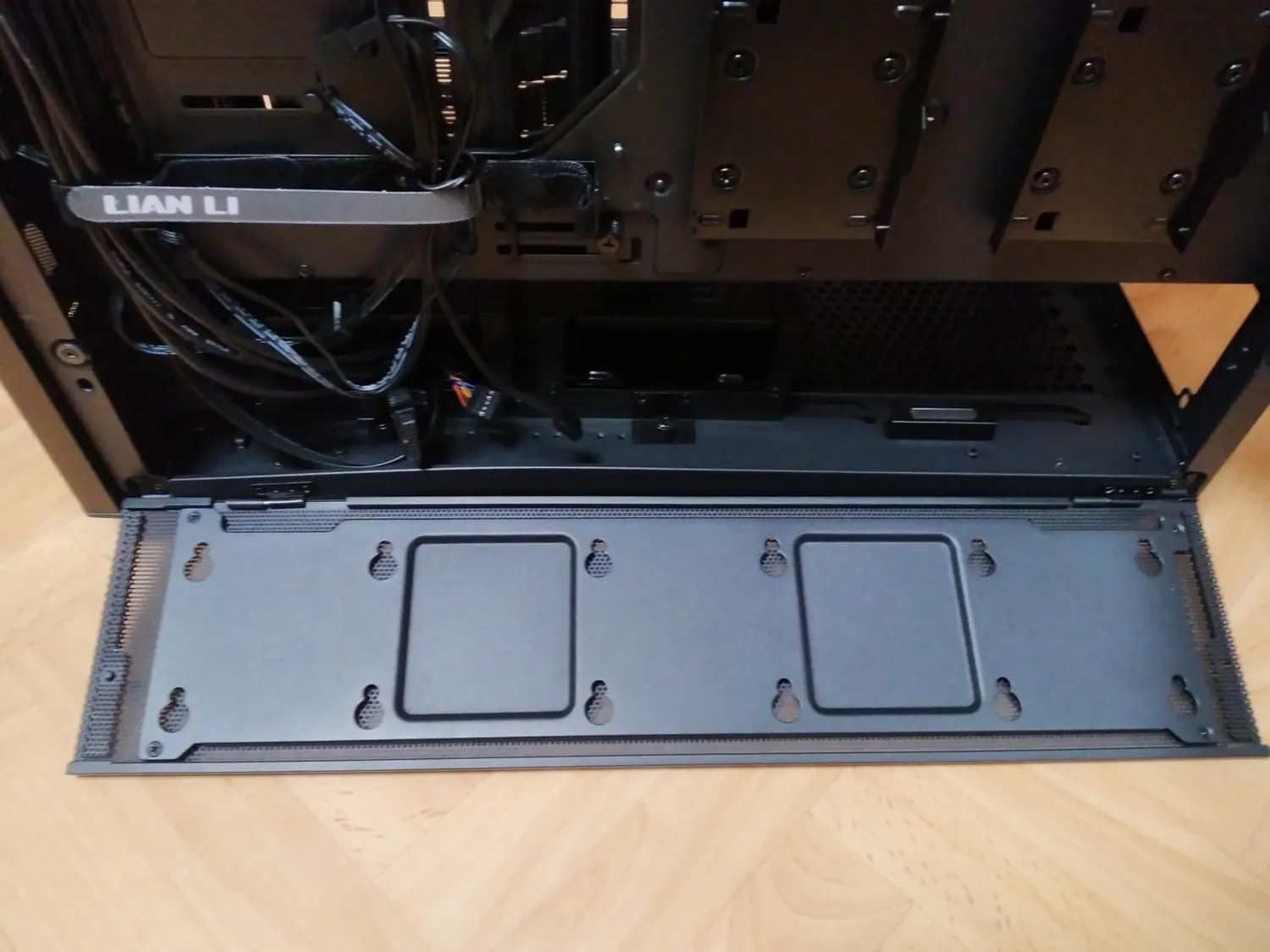 Lian Li Lancool III Midi-Tower PC-Gehäuse Mesh Schwarz