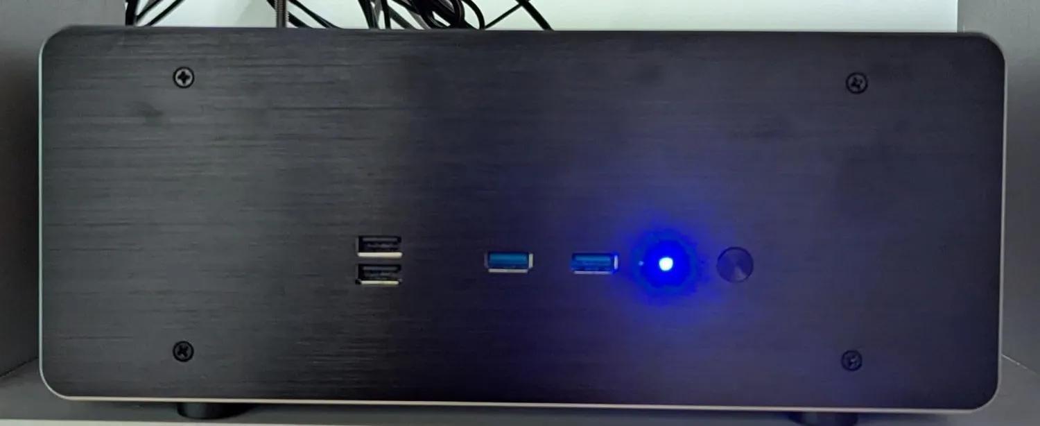 Akasa Maxwell Pro Plus A-ITX48-M2B Mini-ITX Gehäuse lüfterlos