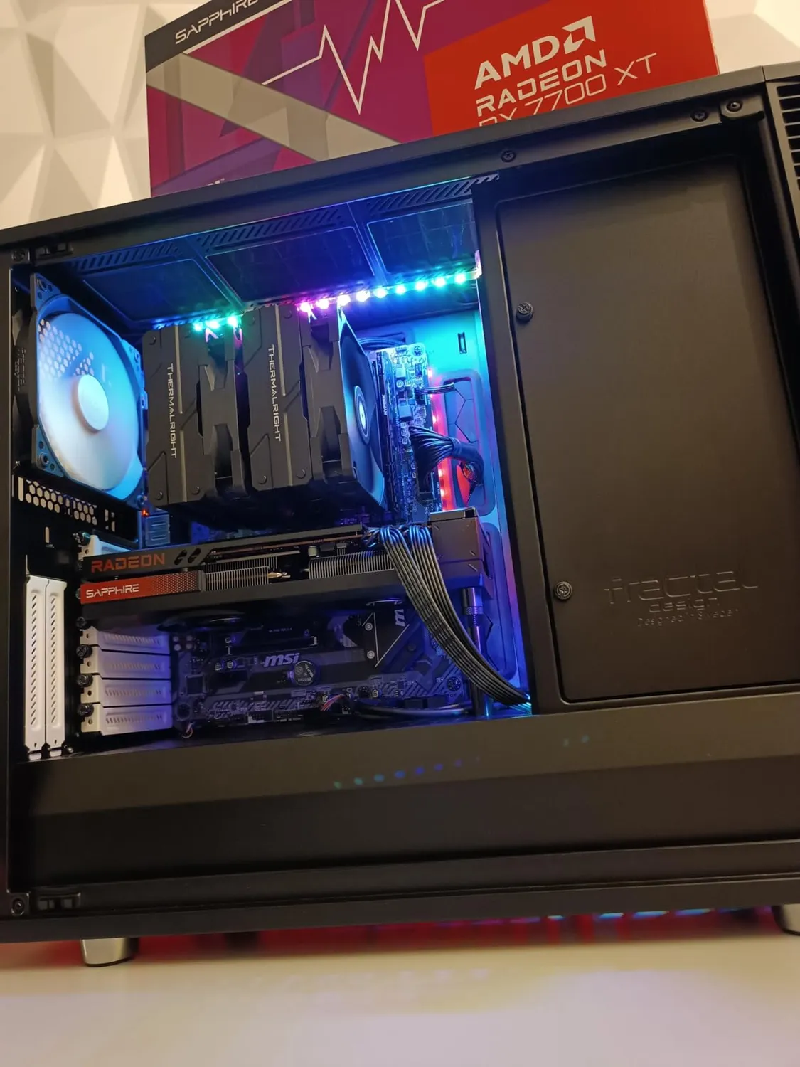 Sapphire Pulse RX 7700 XT Grafikkarte 12GB GDDR6