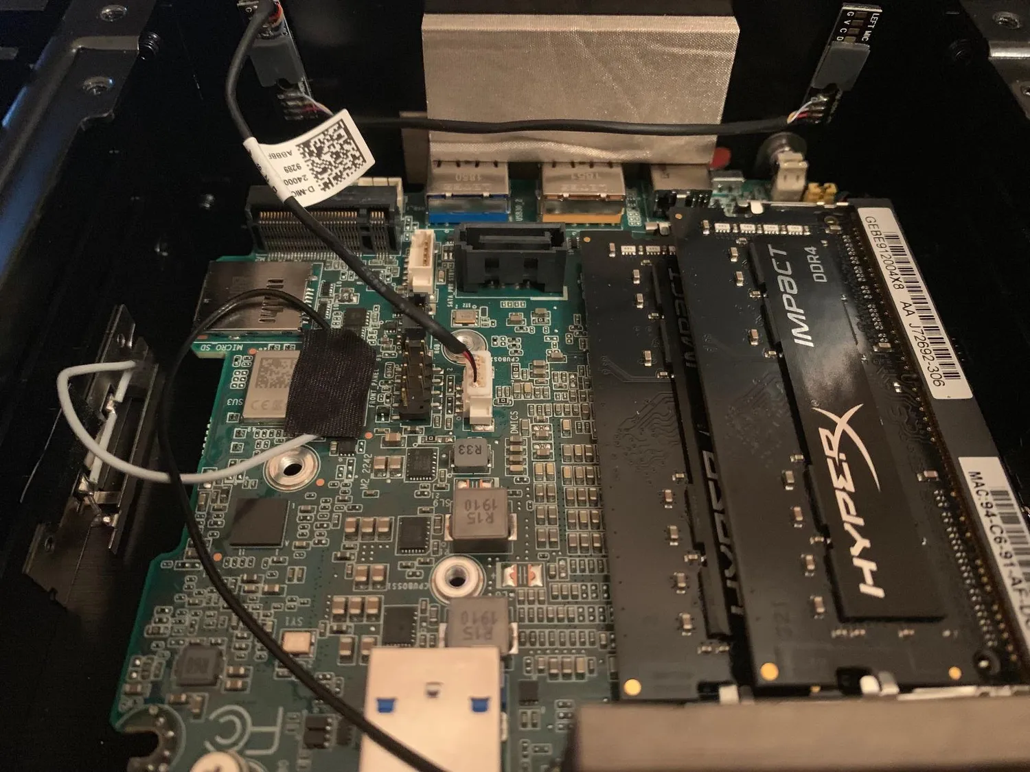 Akasa Turing A-NUC45-M1B lüfterloses Gehäuse NUC