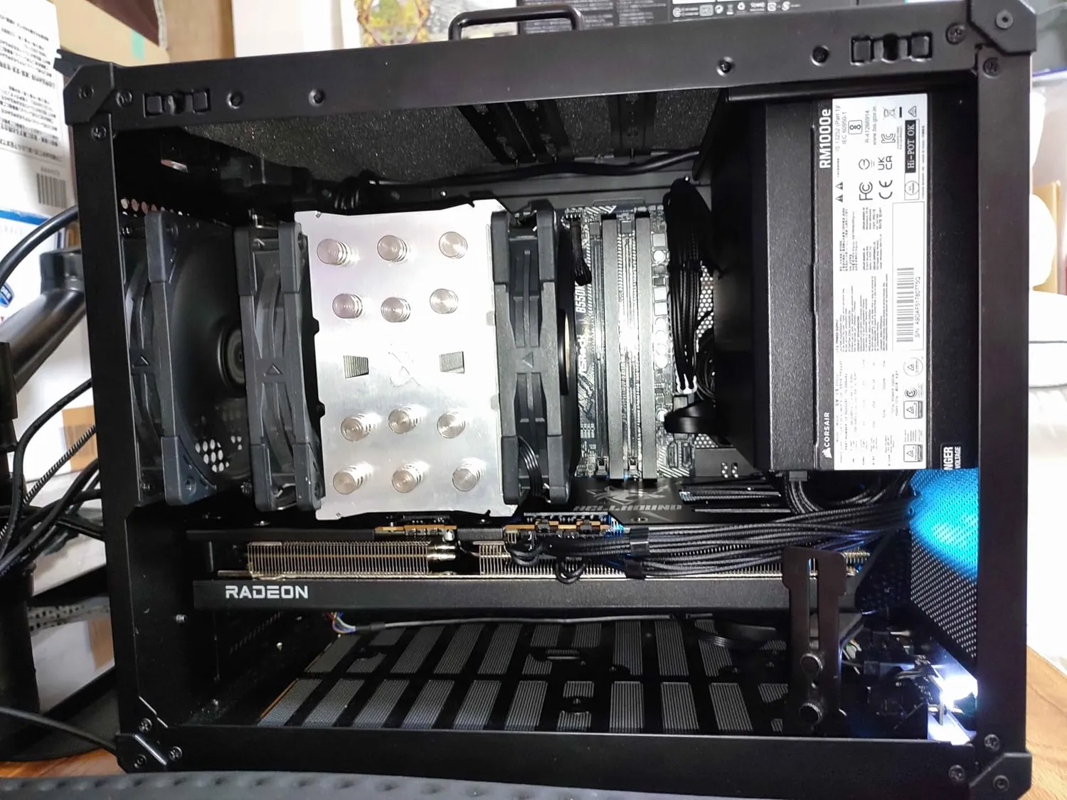 AMD Radeon RX 9070 Hellhound Grafikkarte 16GB GDDR6