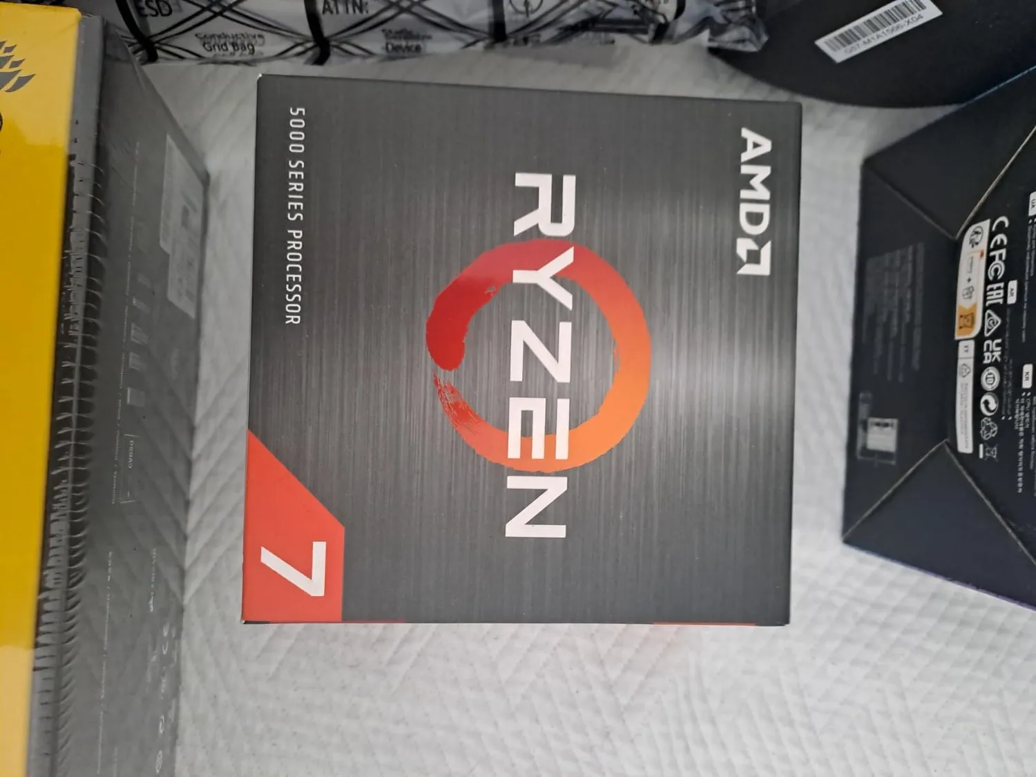 AMD Ryzen 7 5700X Prozessor AM4 8-Kern ohne Kühler