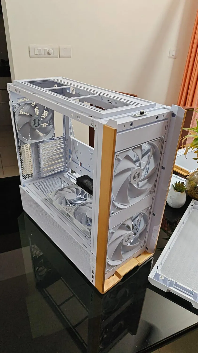 Lian Li Lancool 217 ATX Midi-Tower schwarz Walnussholz