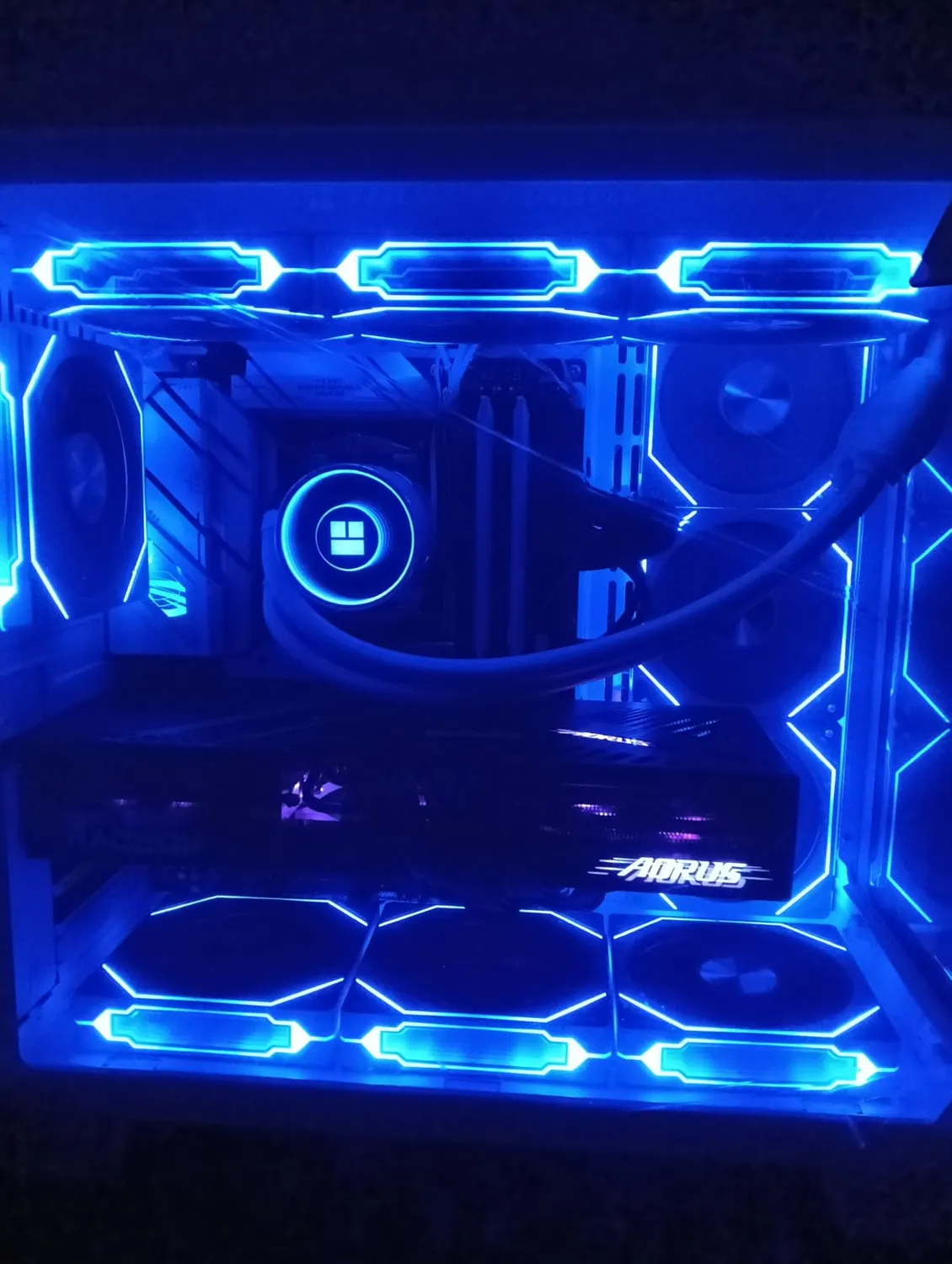 Gigabyte AORUS RX 9070 XT Elite 16G Grafikkarte 16GB