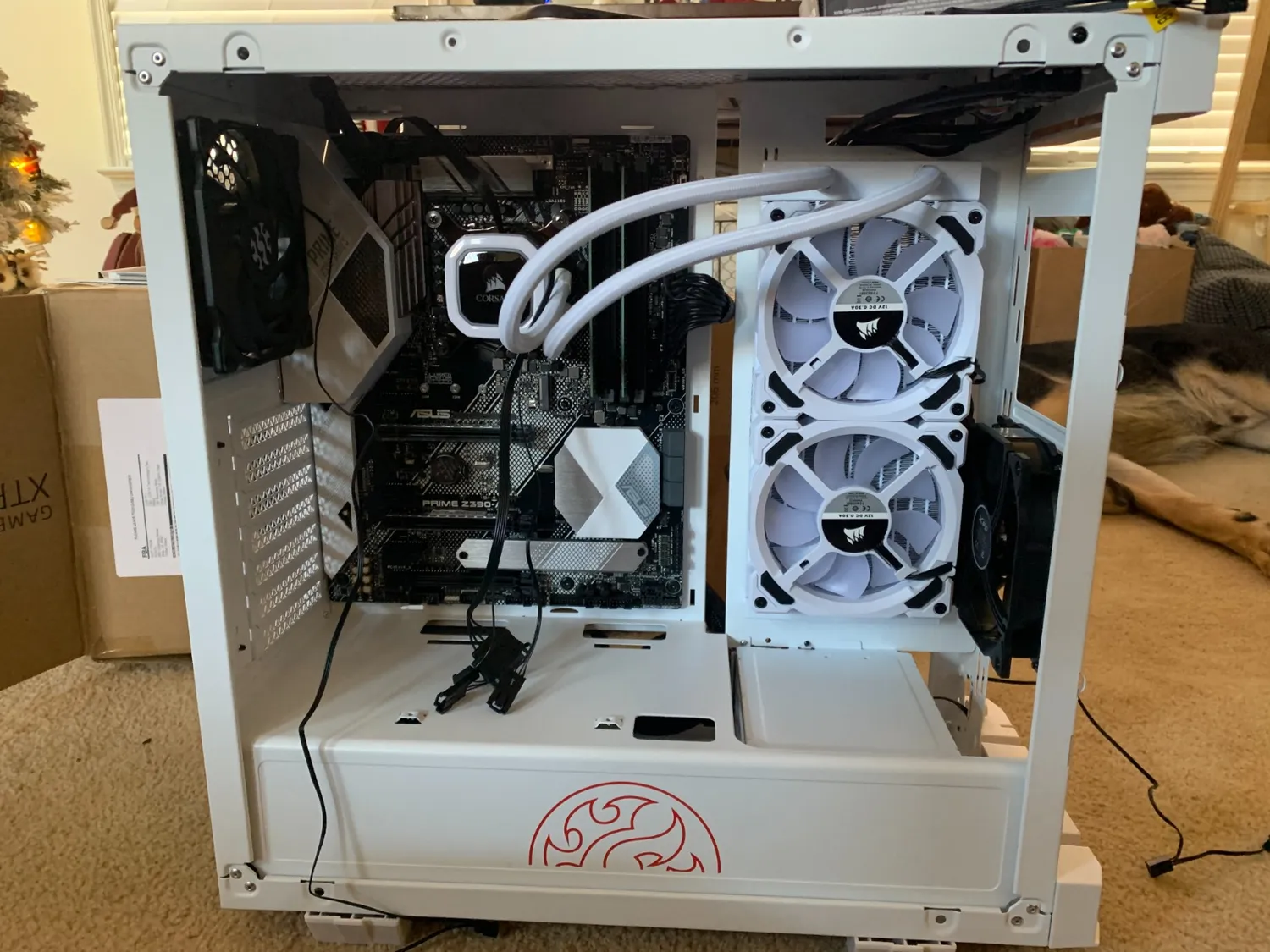 XPG Invader INVADER-WHCWW Gaming-Gehause Weiss RGB