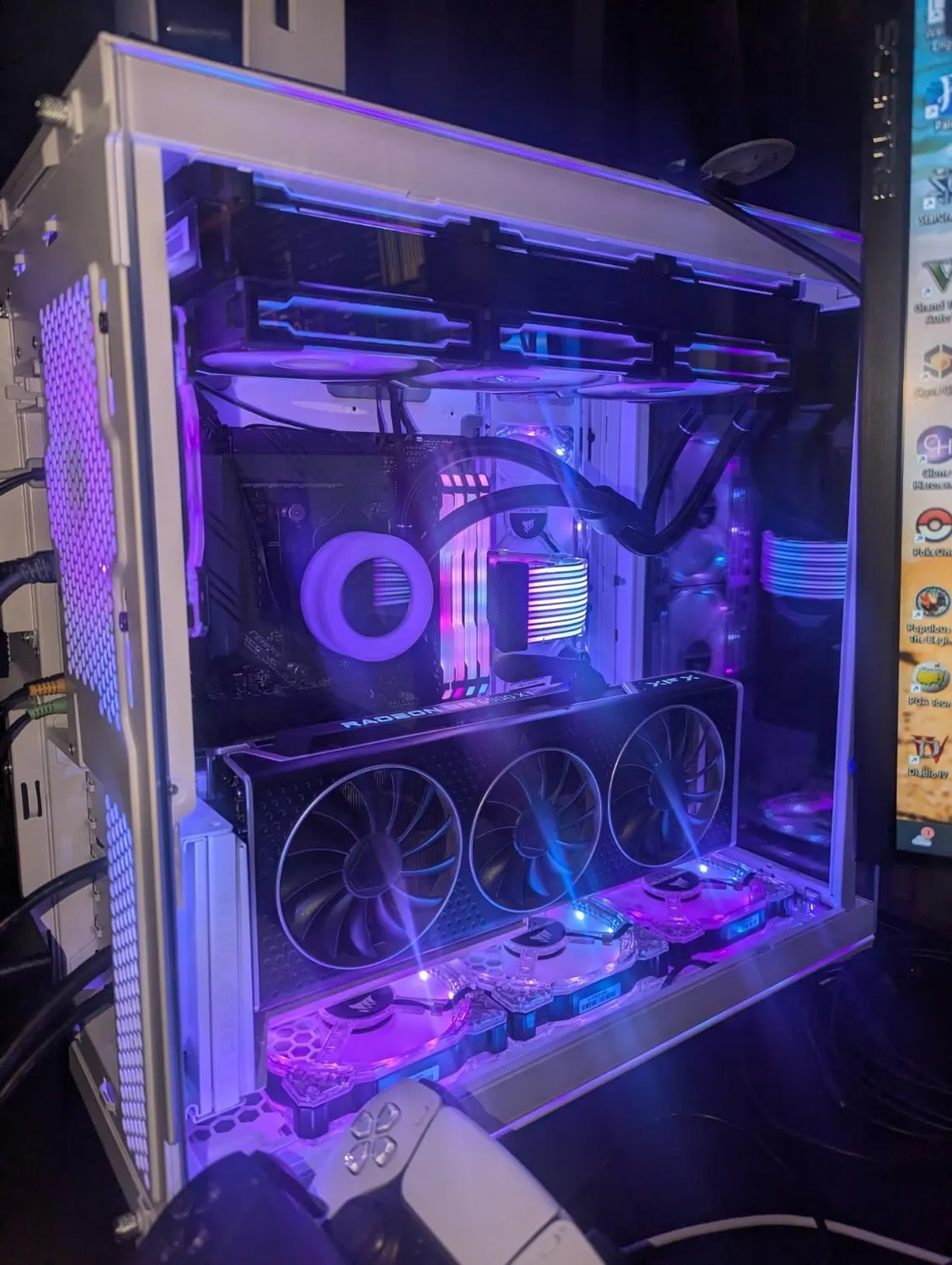 Lian Li O11D EVO RGB Gehäuse White E-ATX Glas Dual-Chamber