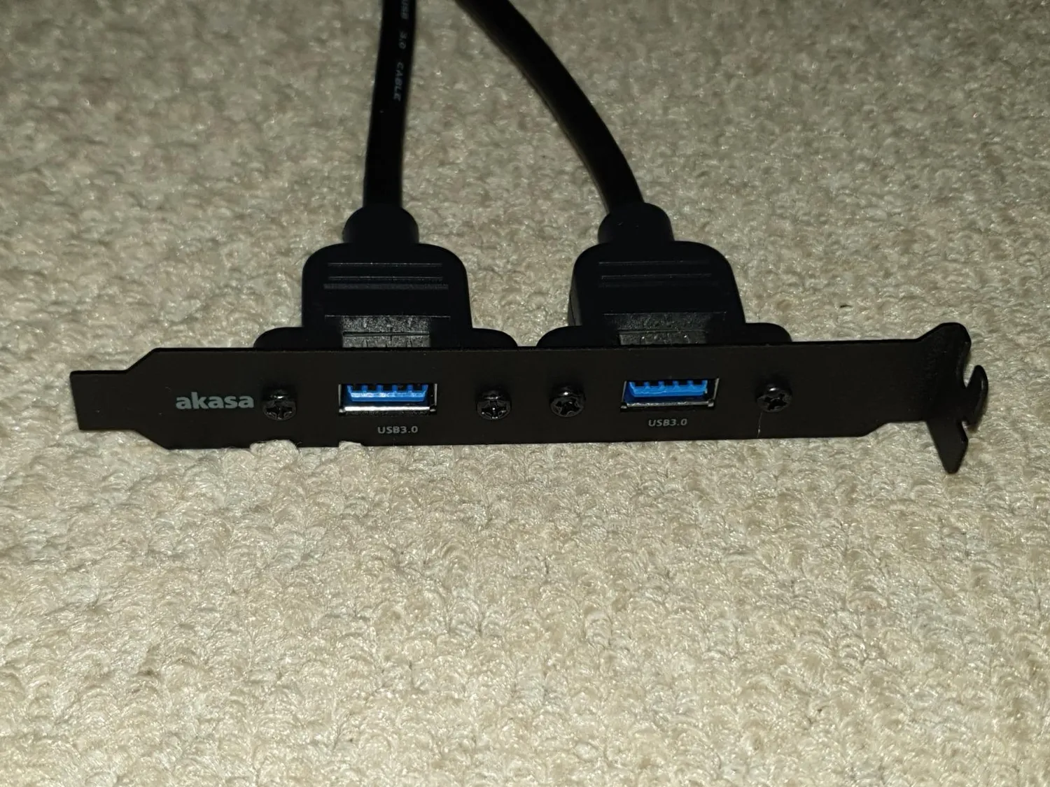 Akasa AK-CBUB17-40BK USB 3.0 Adapterkabel 40cm Slotblech