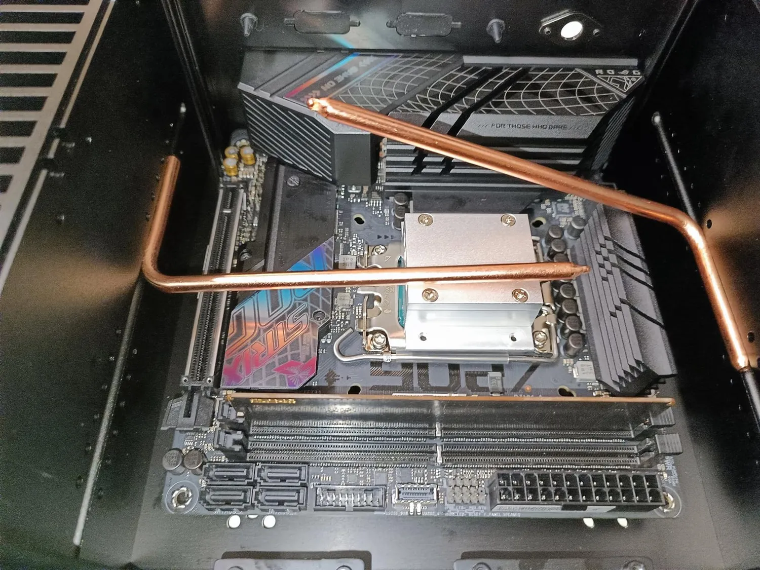 Akasa Maxwell Pro Plus A-ITX48-M2B Mini-ITX Gehäuse lüfterlos