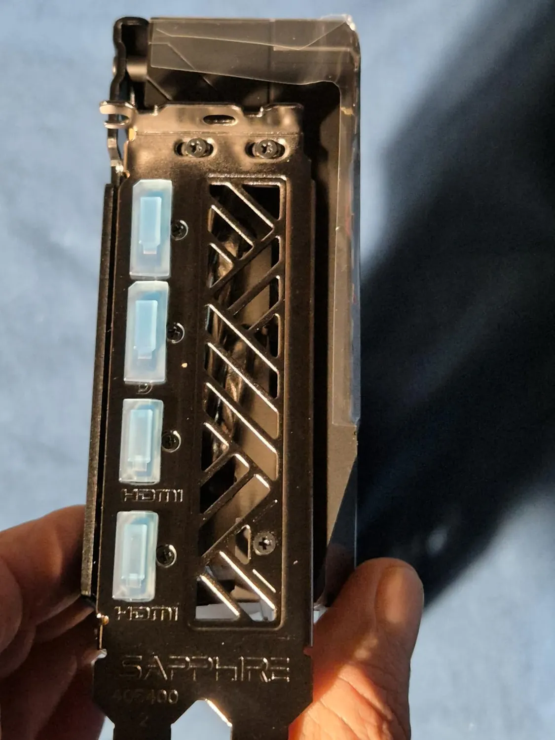 Sapphire Pulse RX 9070 Grafikkarte 16GB Dual HDMI DP