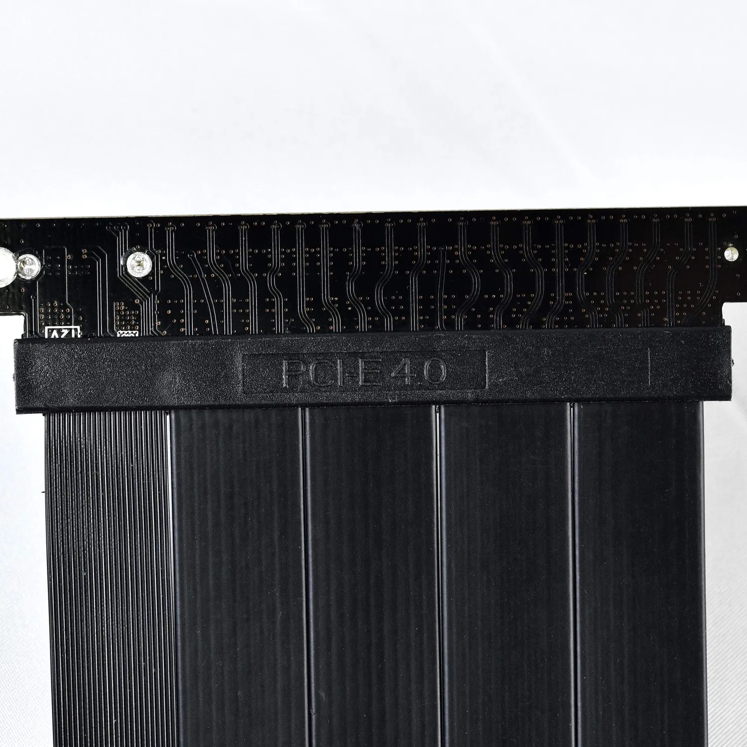 Lian Li PCIe 4.0 x16 Riser-Kabel 200mm schwarz Flachband