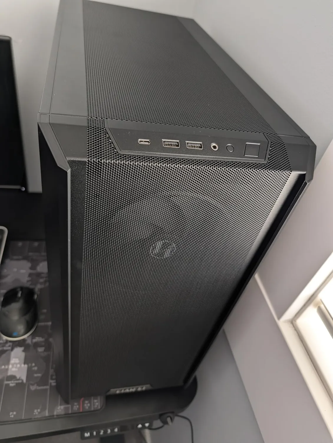 Lian Li Lancool 216X Midi-Tower Gehäuse schwarz