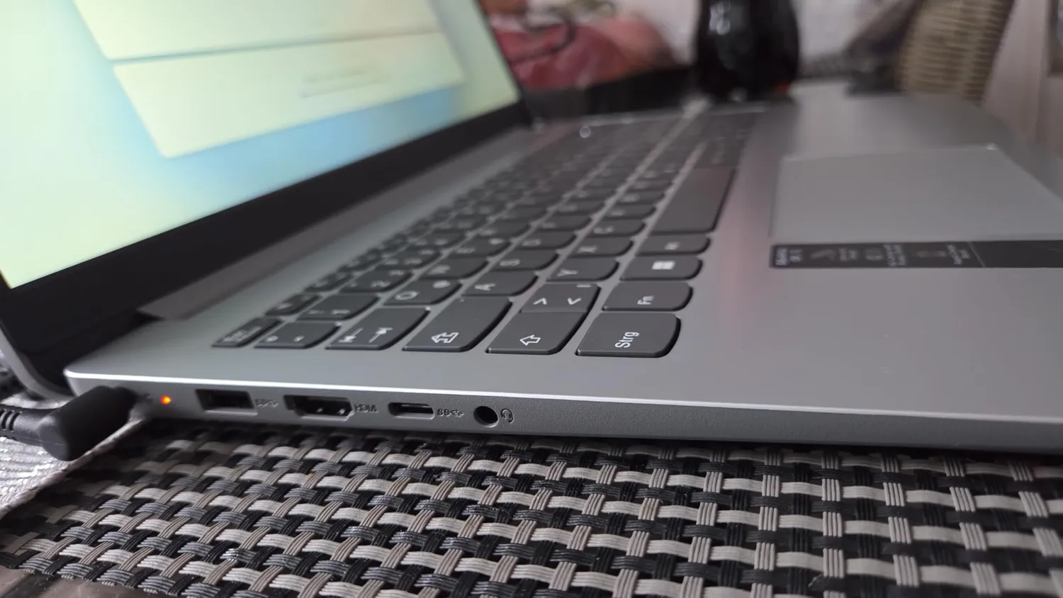 Lenovo IdeaPad 1 Laptop 15,6 FHD Ryzen 5 16GB 512GB grau