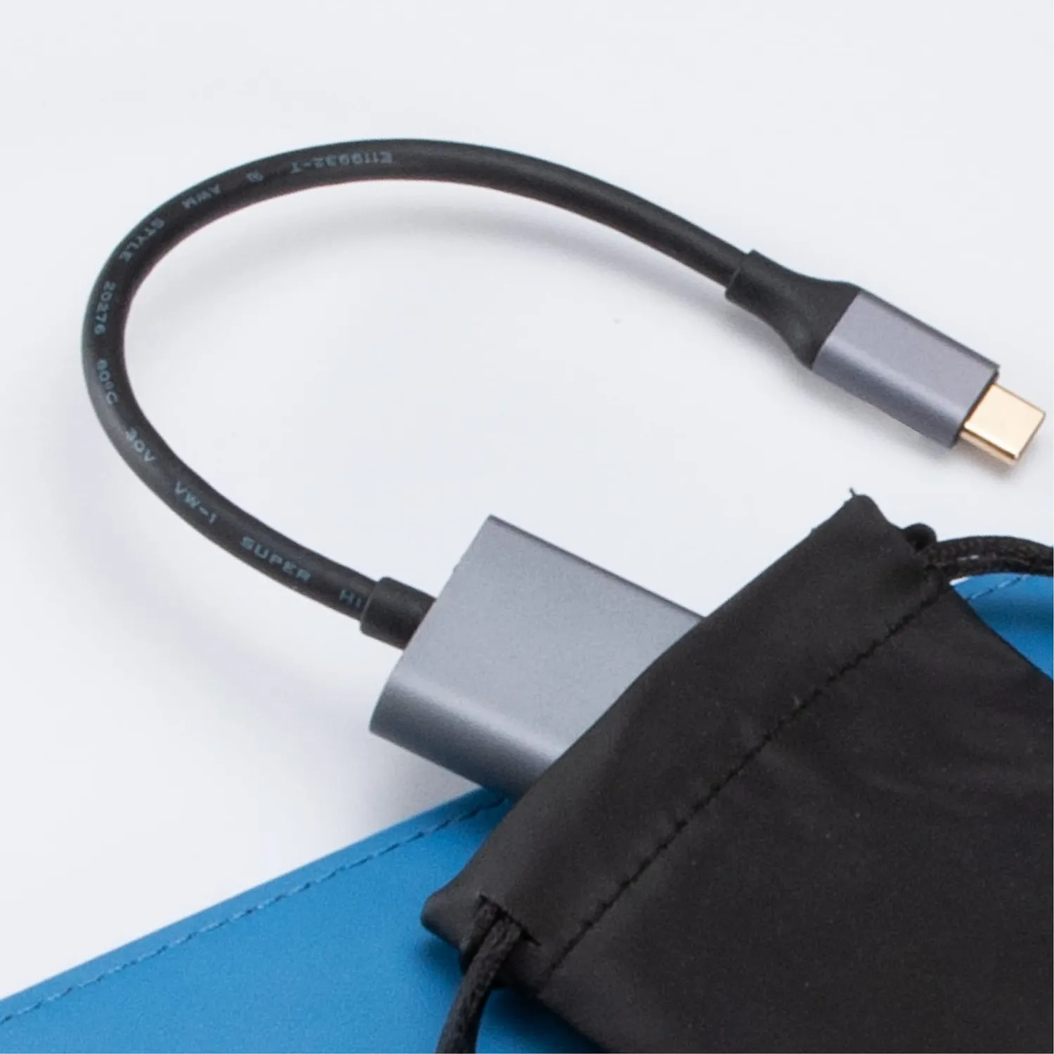 Akasa AK-CBCA25-18BK USB-Hub 4-Port 5Gbps