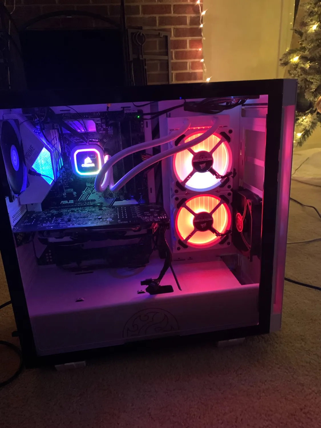 XPG Invader INVADER-WHCWW Gaming-Gehause Weiss RGB