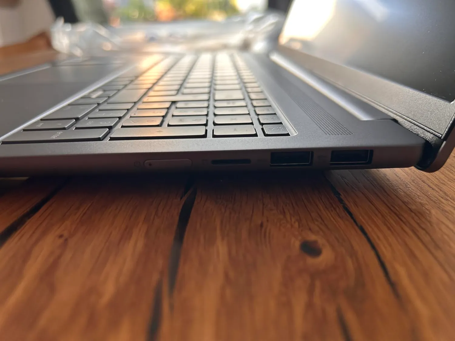 Lenovo IdeaPad Slim 5 Notebook Ryzen AI 7 16GB 1TB Mondgrau