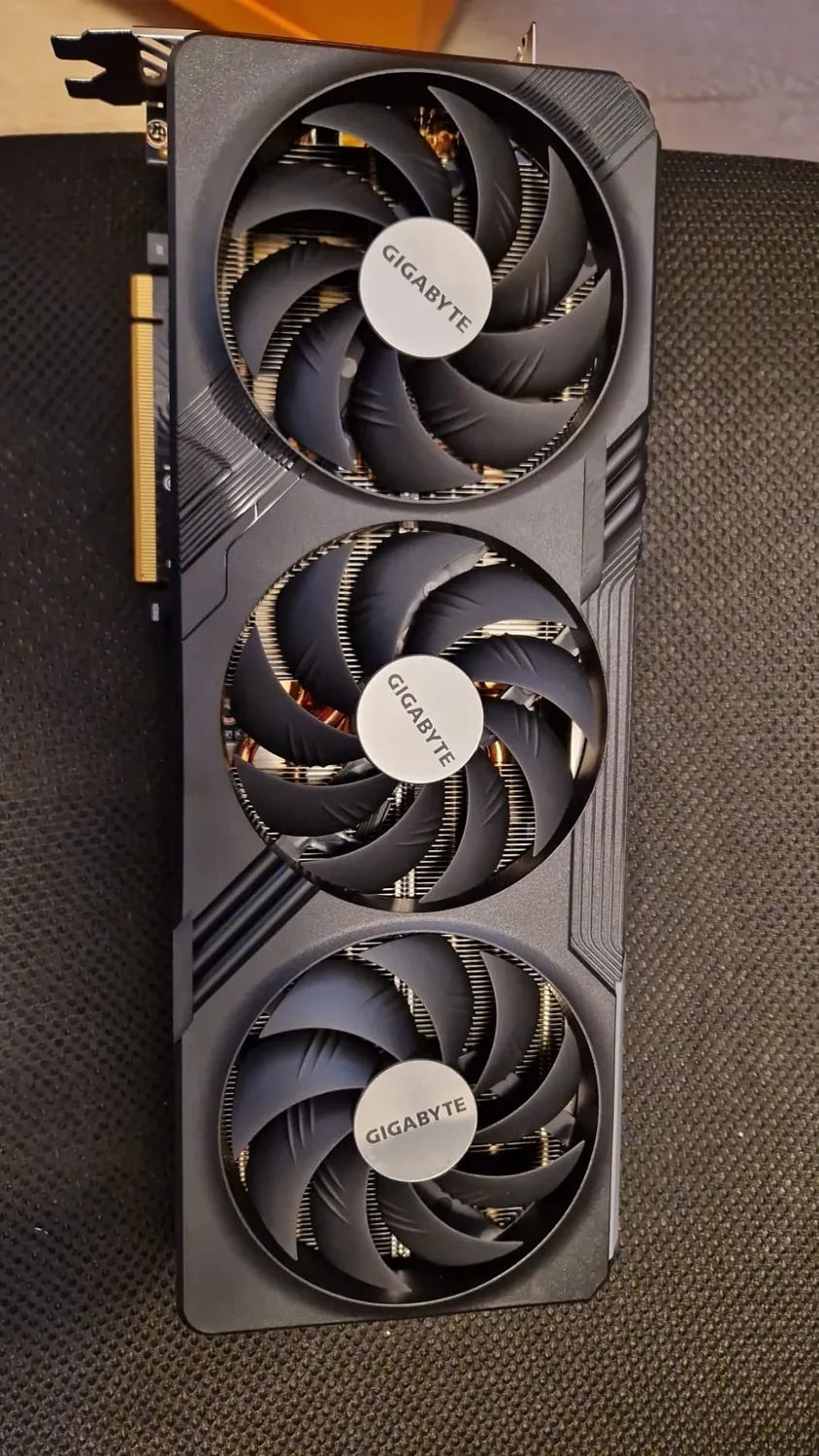 Gigabyte RX 7900 XTX Gaming OC Grafikkarte 24GB GDDR6