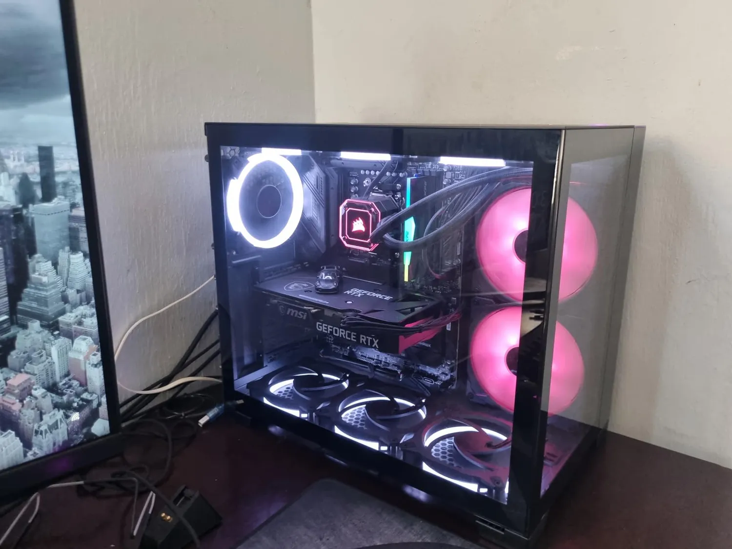 Lian Li O11 Dynamic Mini Midi-Tower Gehäuse Schwarz Glas