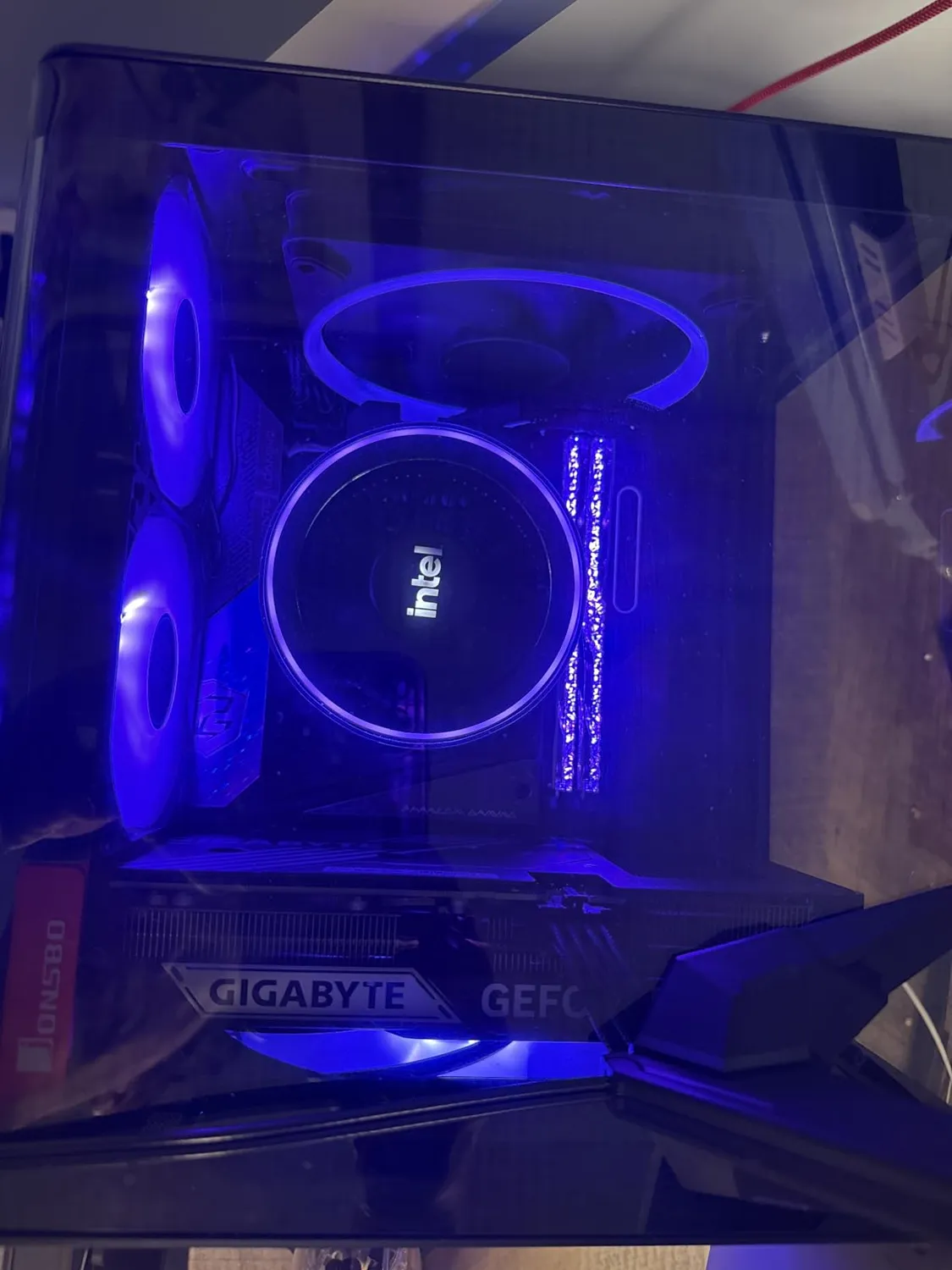 Intel Core Ultra 9 285 Prozessor 24 Kerne 5,6 GHz