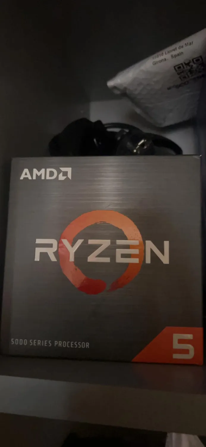 AMD Ryzen 5 5600 Prozessor AM4 Box 6 Kerne 4,4GHz