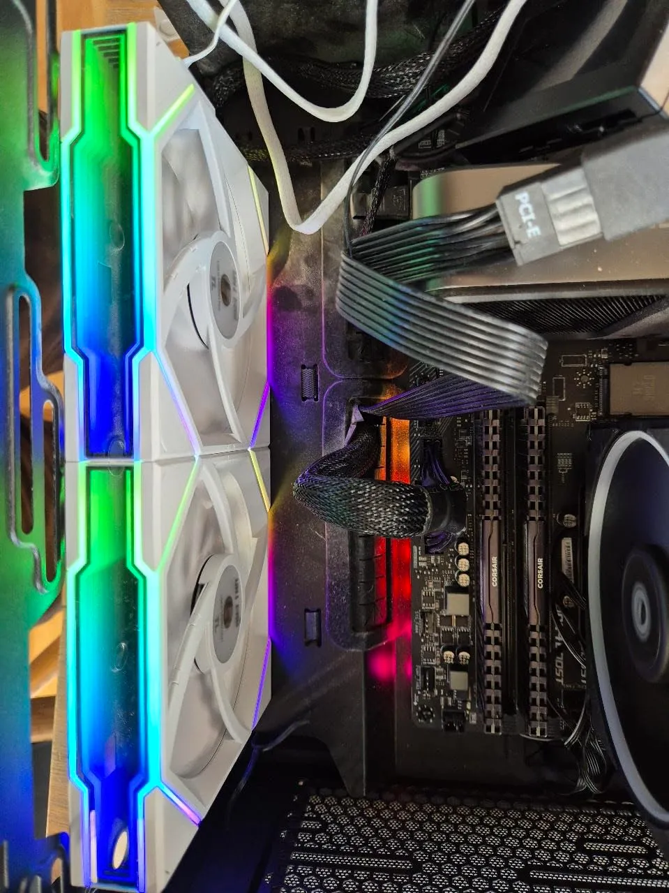 Lian Li UNI FAN TL Lüfter 120mm weiß 3er-Pack RGB
