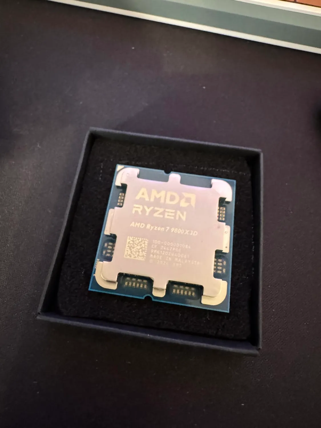 AMD Ryzen 7 9800X3D Prozessor AM5 8-Kern bis 5,2 GHz