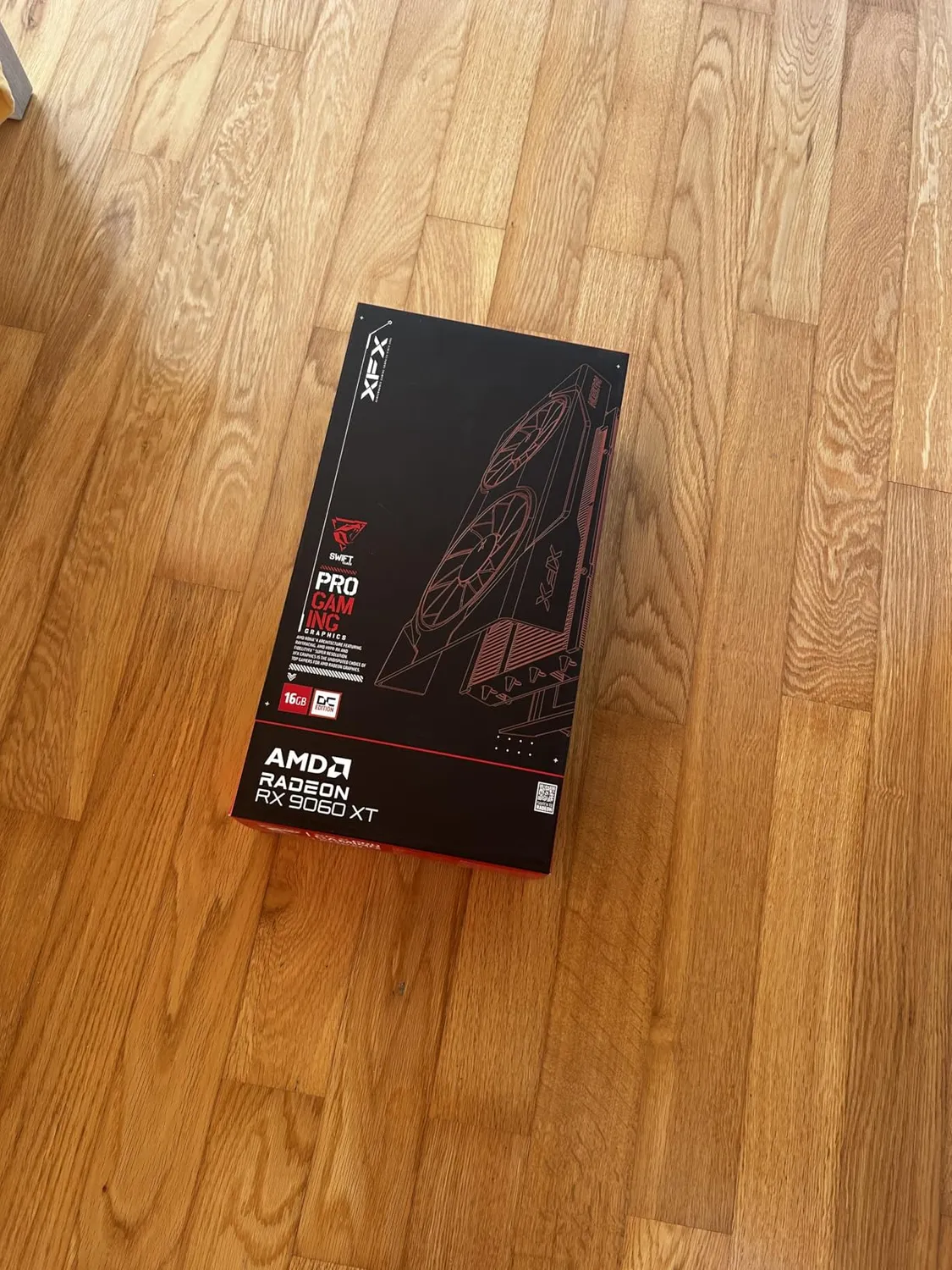 XFX Swift RX 9060 XT Grafikkarte 16GB OC Gaming