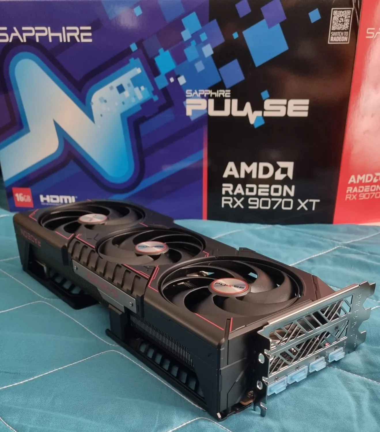 Sapphire Pulse RX 9070 XT Grafikkarte 16GB Gaming DUAL DP