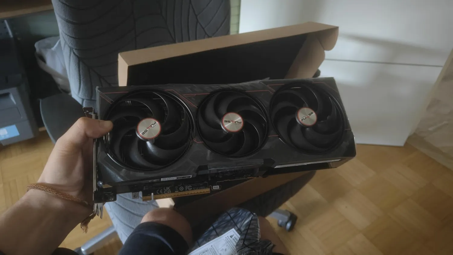 Sapphire Pulse RX 9070 XT Grafikkarte 16GB Gaming DUAL DP