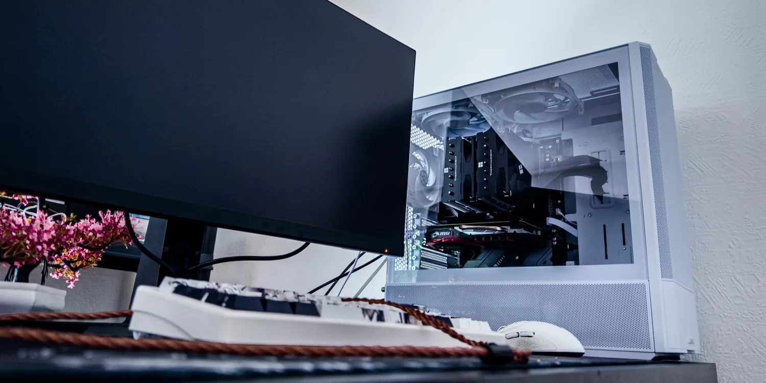 Lian Li LANCOOL 207 Midi-Tower PC-Gehause Weiss 4 Lufter