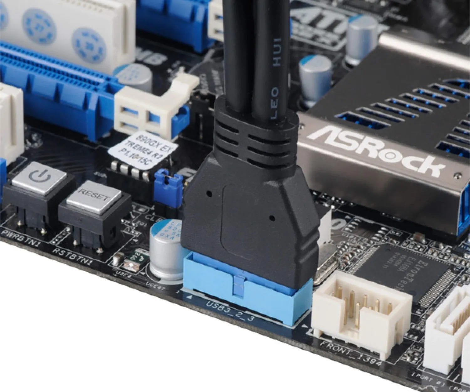Akasa AK-CBUB17-40BK USB 3.0 Adapterkabel 40cm Slotblech