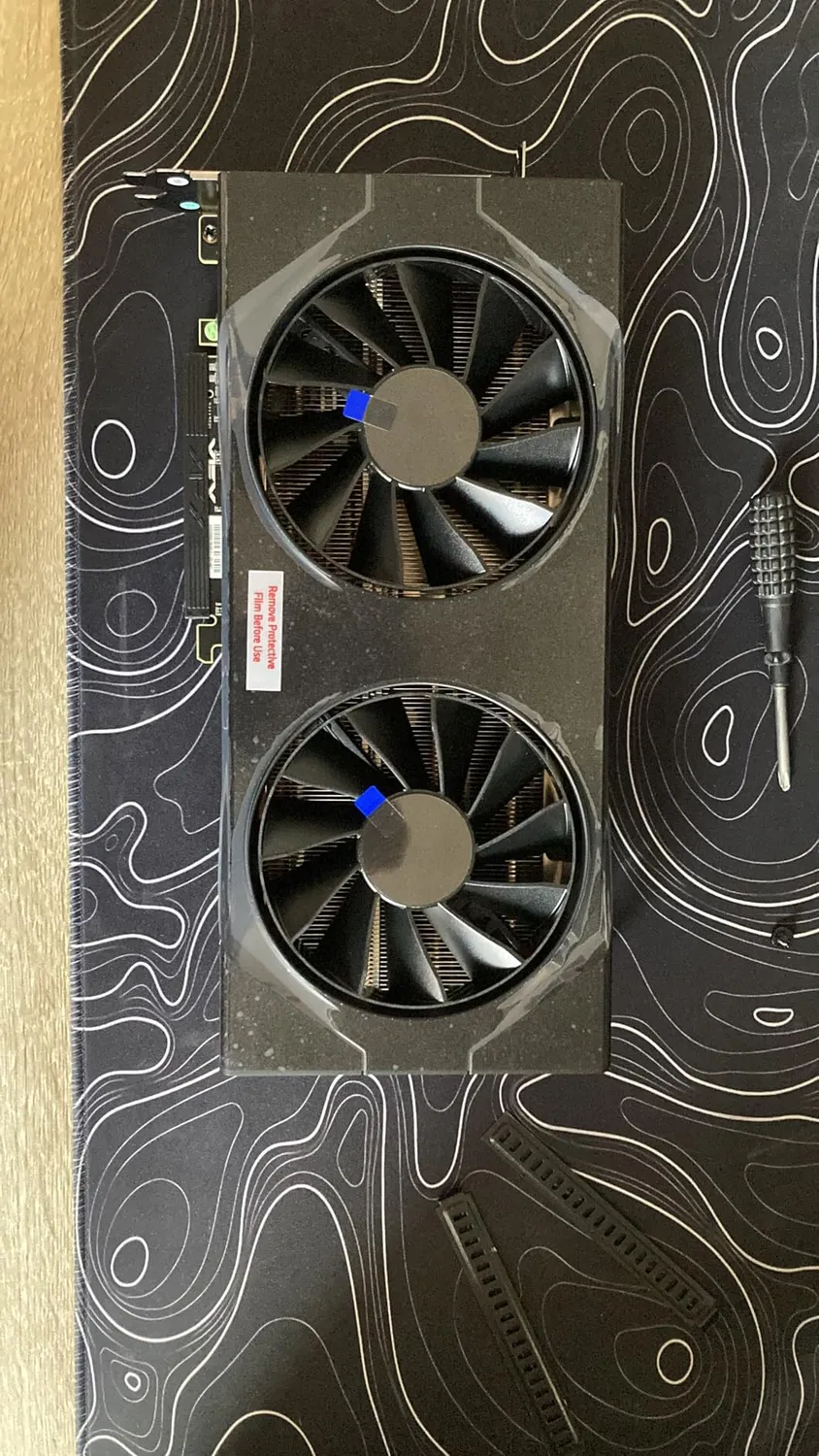 XFX Swift RX 9060 XT OC Grafikkarte 8GB GDDR6 RDNA 4