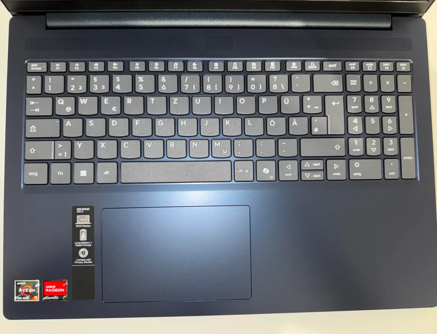 Lenovo IdeaPad Slim 3 Laptop Ryzen 5 7535HS 24GB 1TB 16 Zoll