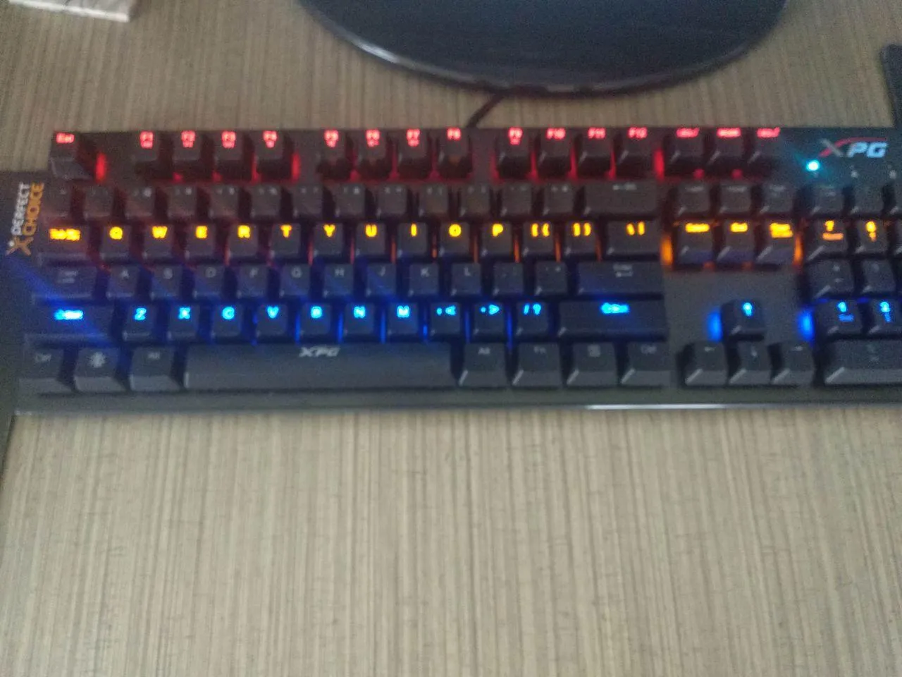 XPG Infarex K20 mechanische Gaming-Tastatur beleuchtet USB