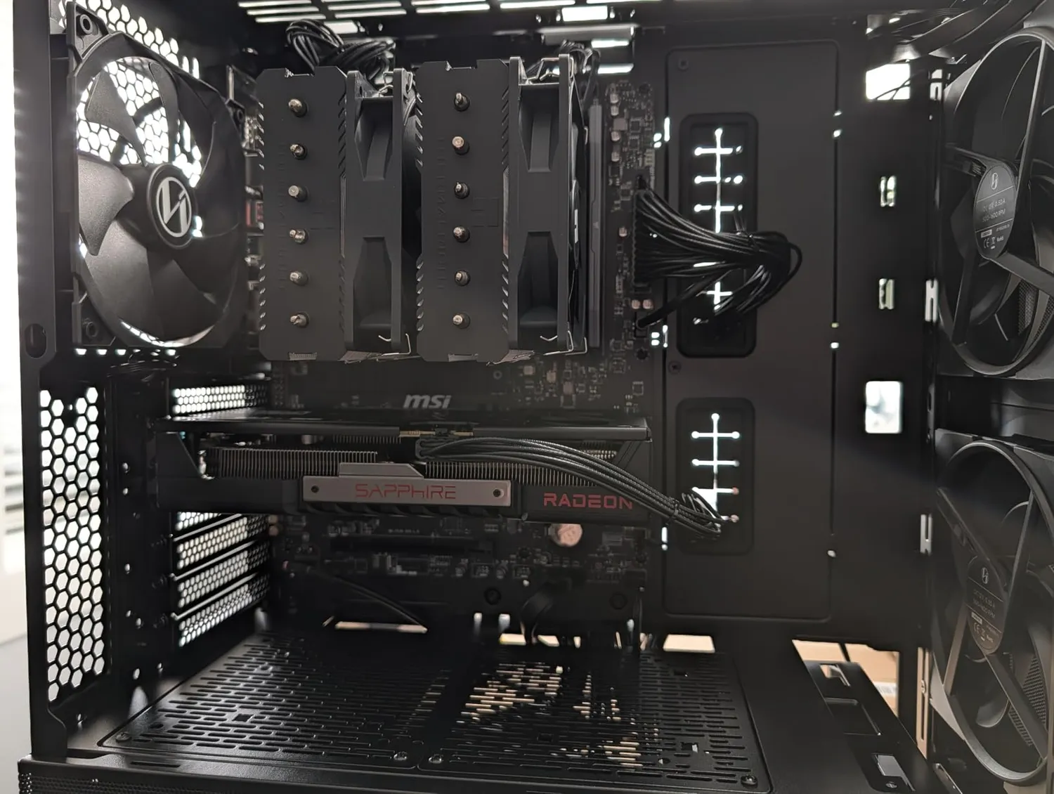 Lian Li Lancool 216X Midi-Tower Gehäuse schwarz
