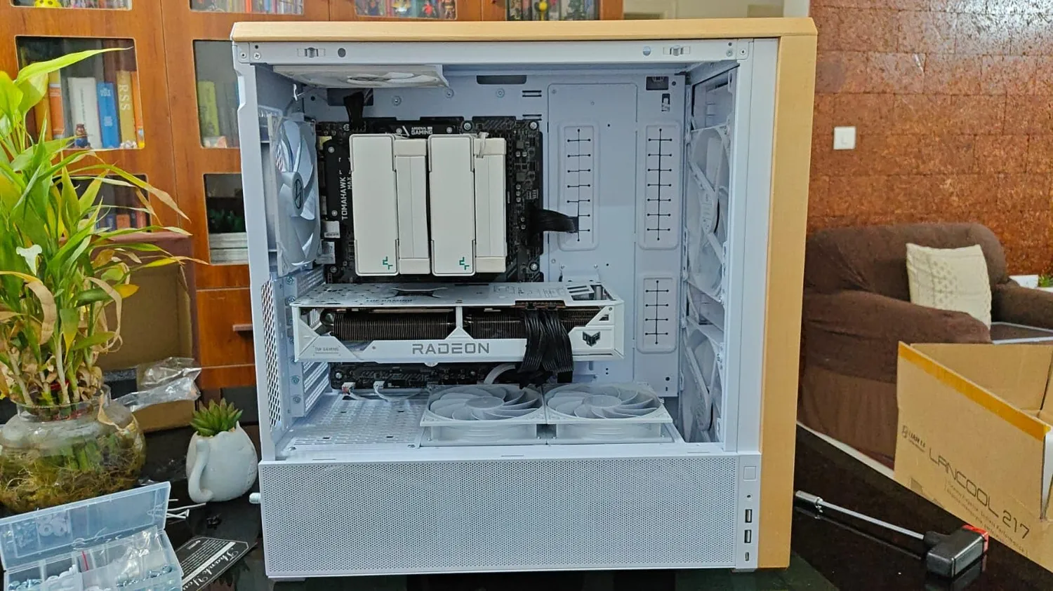 Lian Li Lancool 217 ATX Midi-Tower schwarz Walnussholz