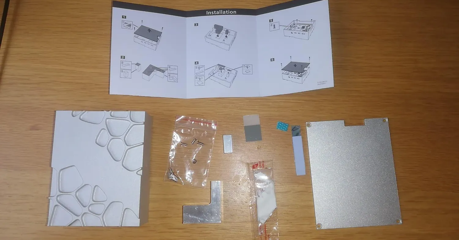 Akasa Gem Pro A-RA09-M2S Raspberry Pi 4 Gehäuse silber lüfterlos