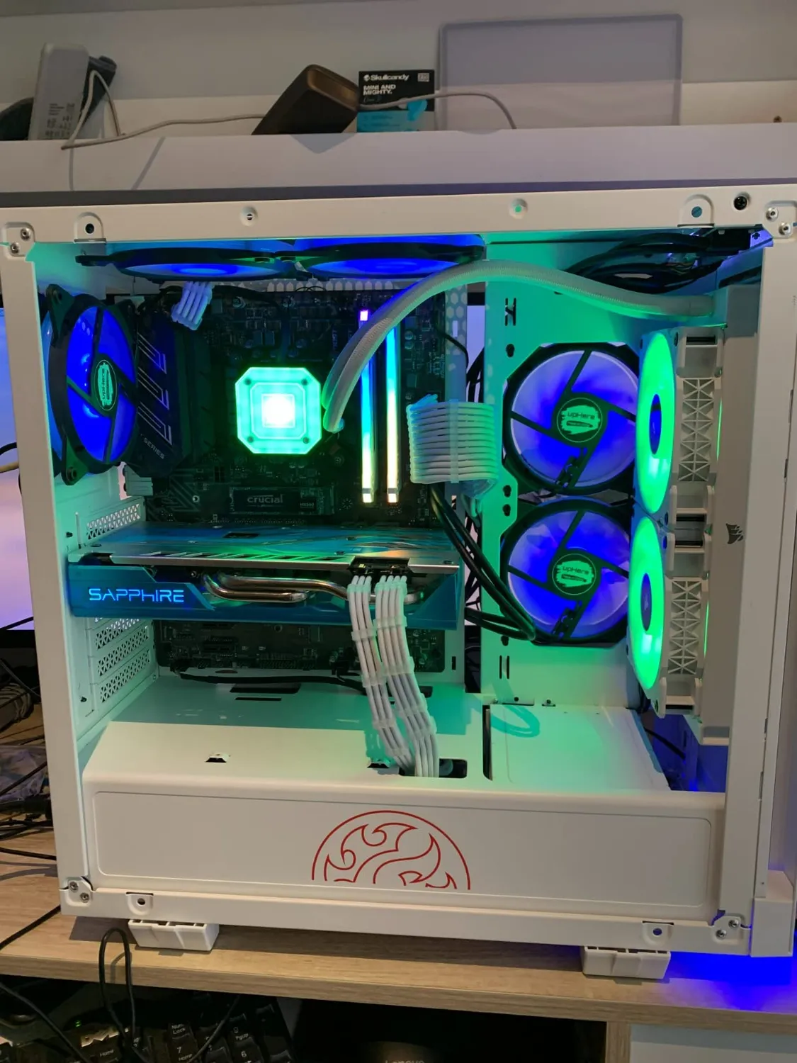 XPG Invader INVADER-BKCWW Gaming-Gehause Schwarz RGB