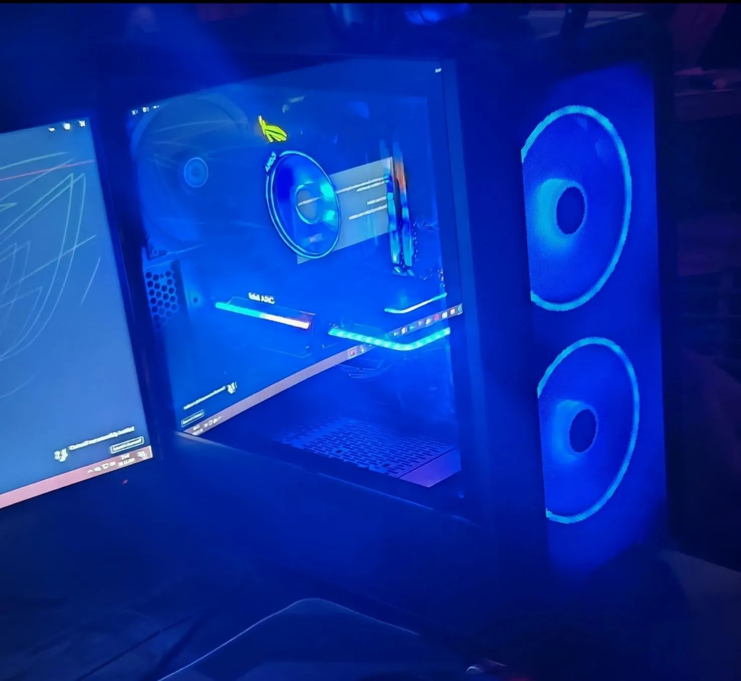 Lian Li LANCOOL 216 Black RGB Gehäuse Midi-Tower