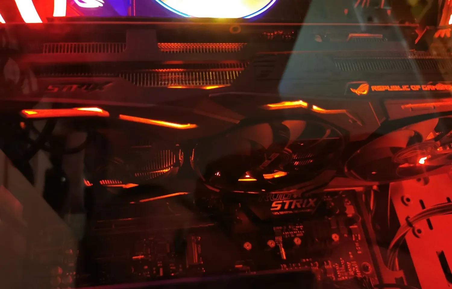 ASUS ROG Strix RX 5600 XT TOP Grafikkarte 6GB GDDR6