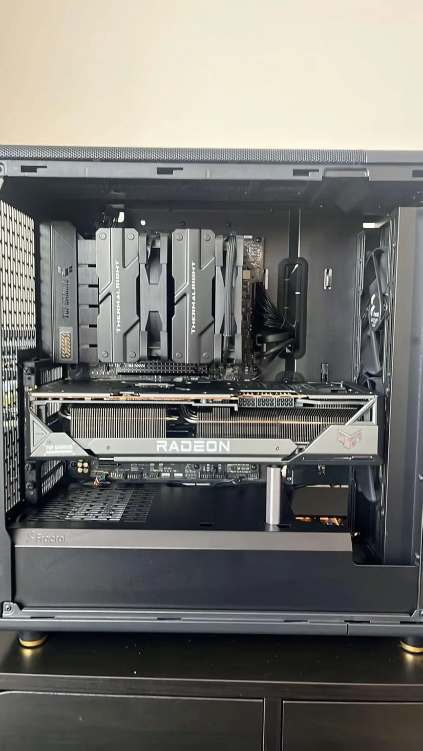 ASUS TUF RX7900XT-O20G Grafikkarte 20GB GDDR6 OC Edition