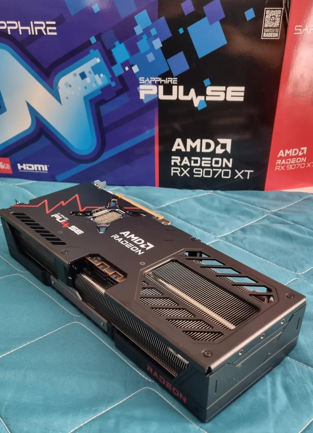 Sapphire Pulse RX 9070 XT Grafikkarte 16GB Gaming DUAL DP