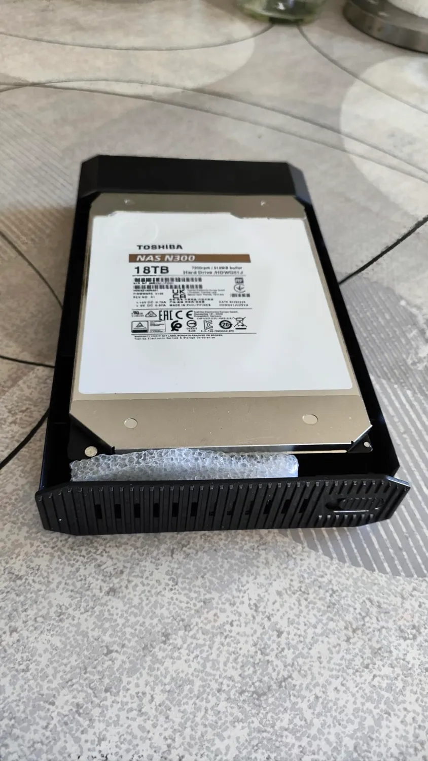 Toshiba N300 NAS-Festplatte 3,5 Zoll 4TB 7200rpm
