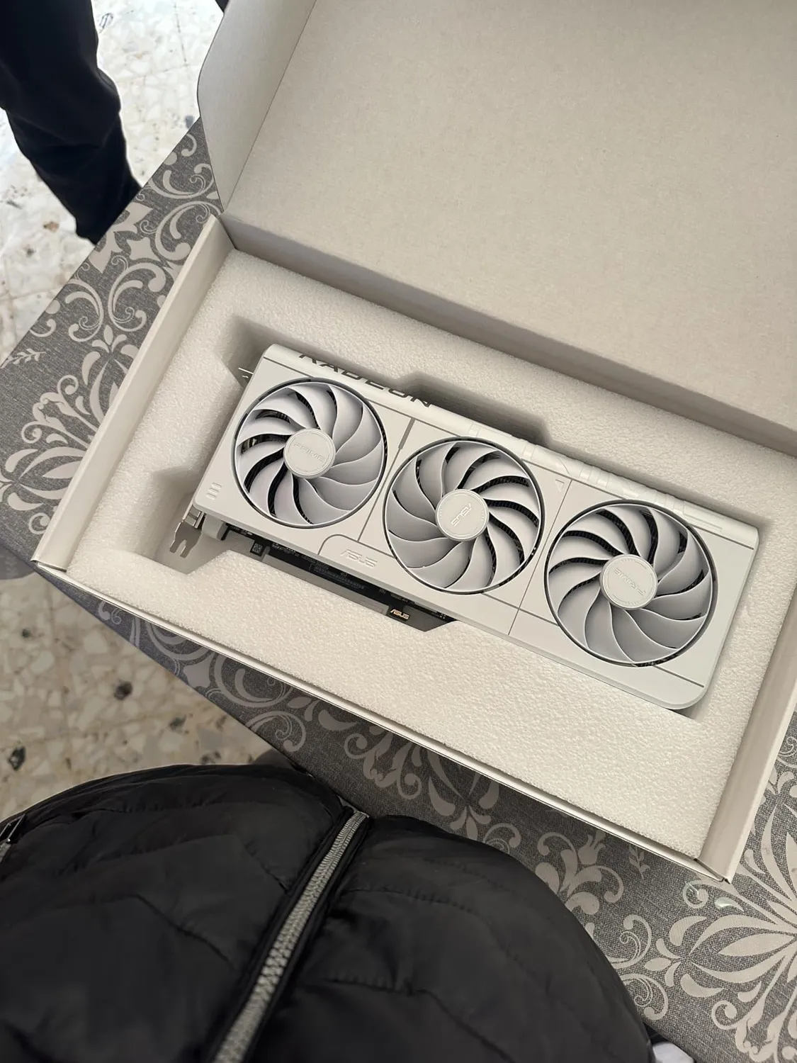 AMD Radeon RX 9070 XT Grafikkarte 16GB Prime OC