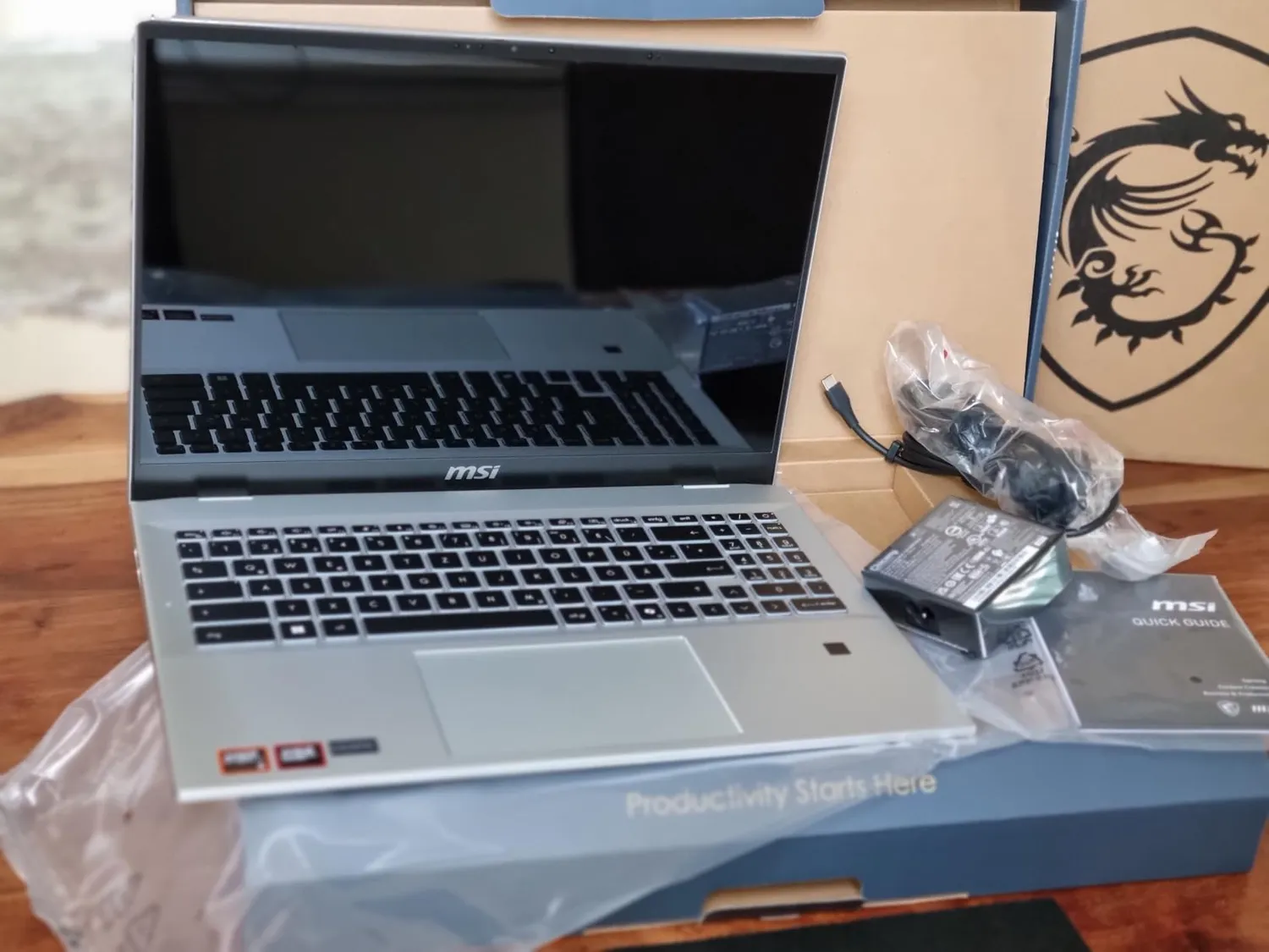 MSI Prestige A16 AI+ Laptop 16 QHD+ Ryzen AI 9 32GB/1TB Silver