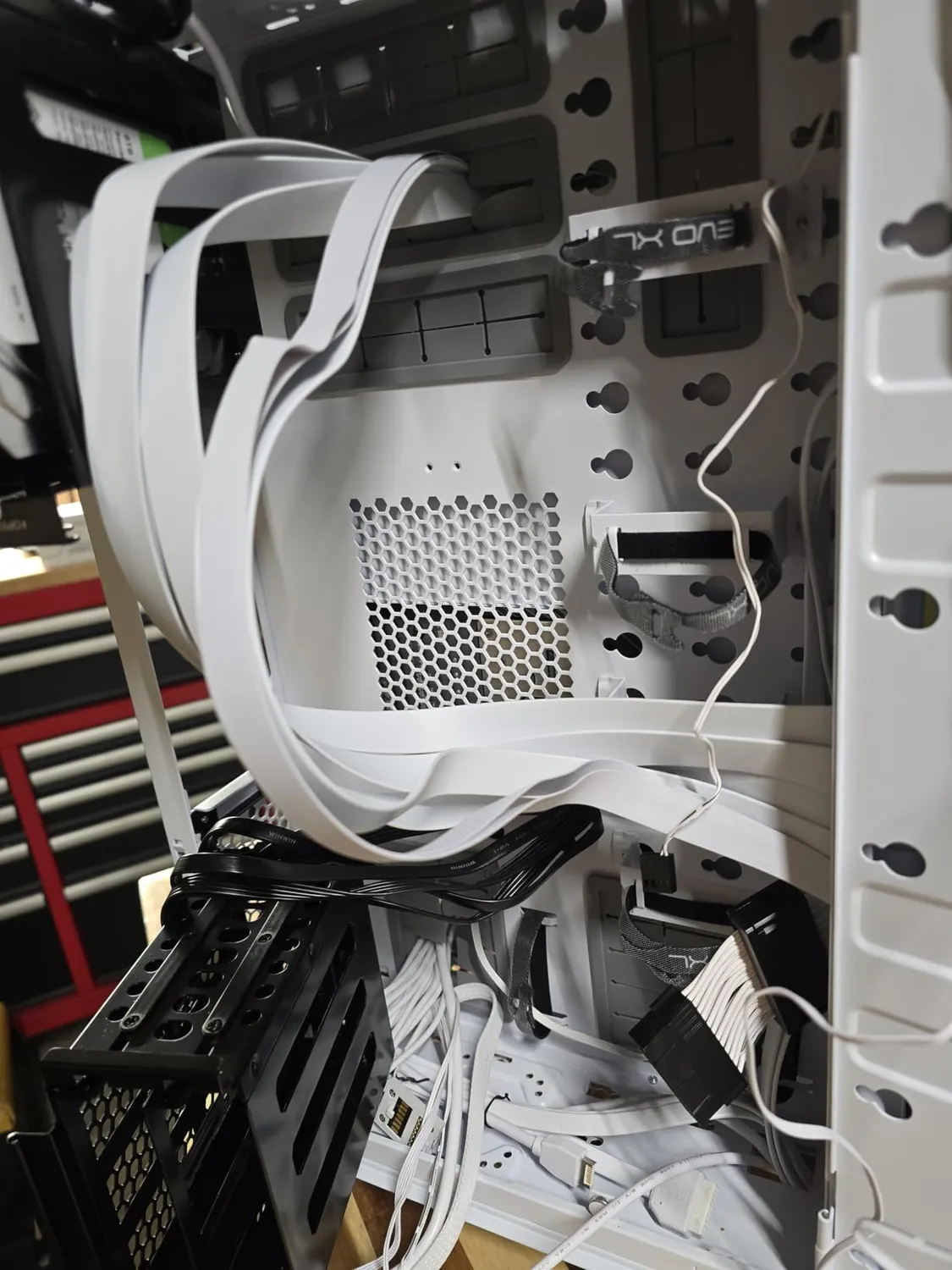 Lian Li PW-PCIV-4-90W Riser-Kabel 900mm Weiß PCIe 4.0