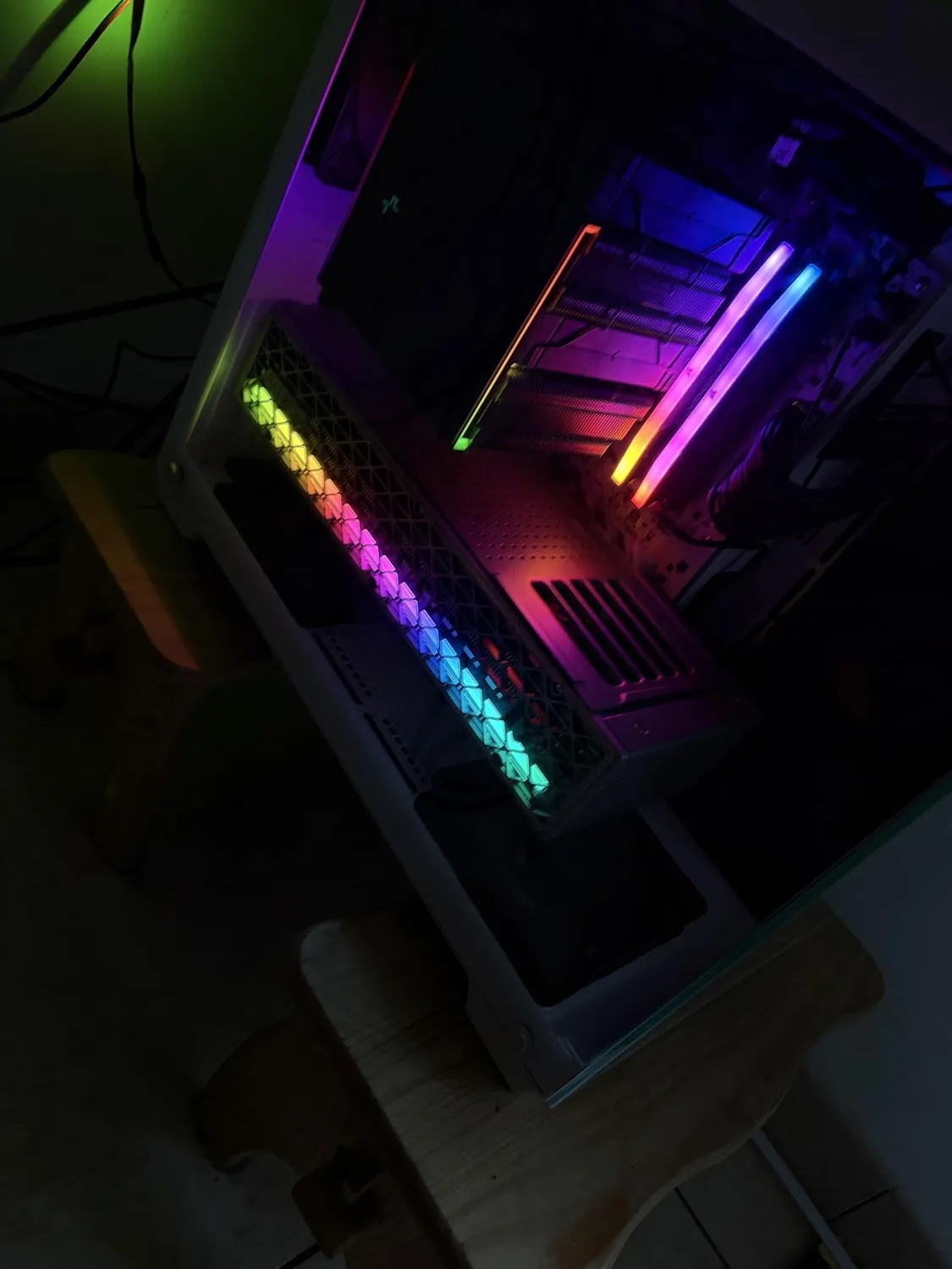 AMD Radeon RX 9070 XT Grafikkarte 16GB Nitro+ OC