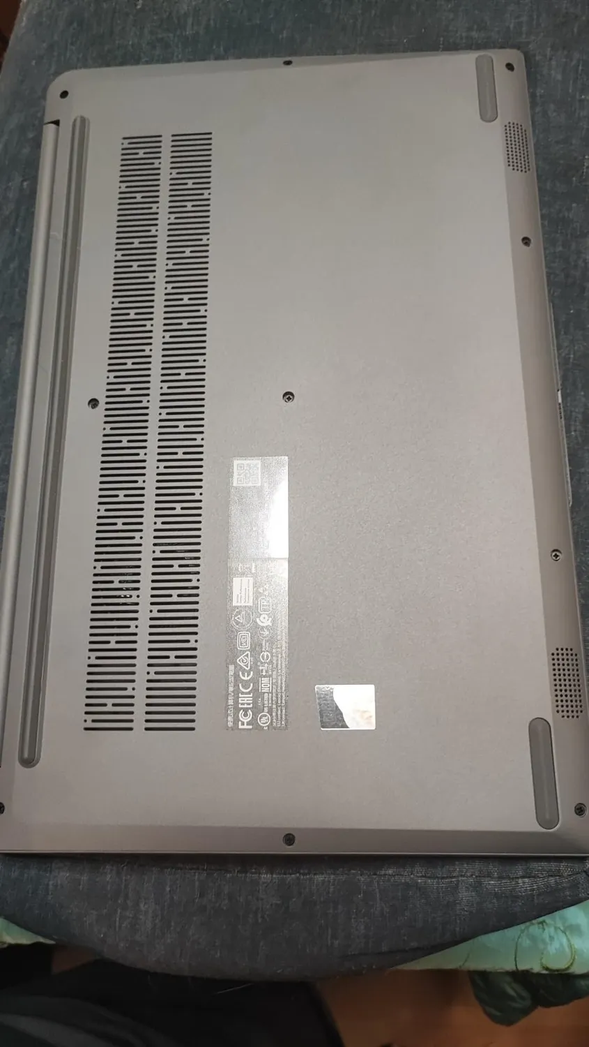 Lenovo IdeaPad 1 Laptop 15,6 FHD Ryzen 5 16GB 512GB grau